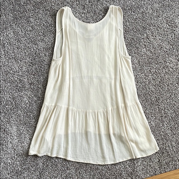 Mossimo Supply Co. Women’s Tank Top - Picture 2 of 6